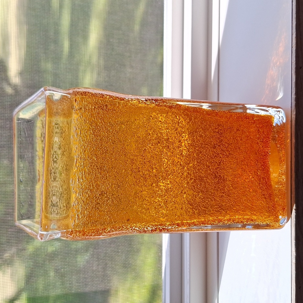 #ADI Art glass vase Amber in colour - Picture 2 of 5